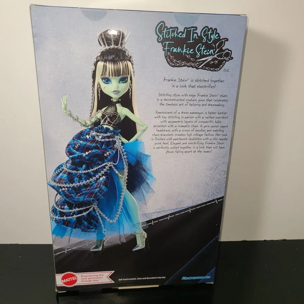 New Monster High Frankie Stein Doll HRL66 with Original Sculpt Stitched in Style